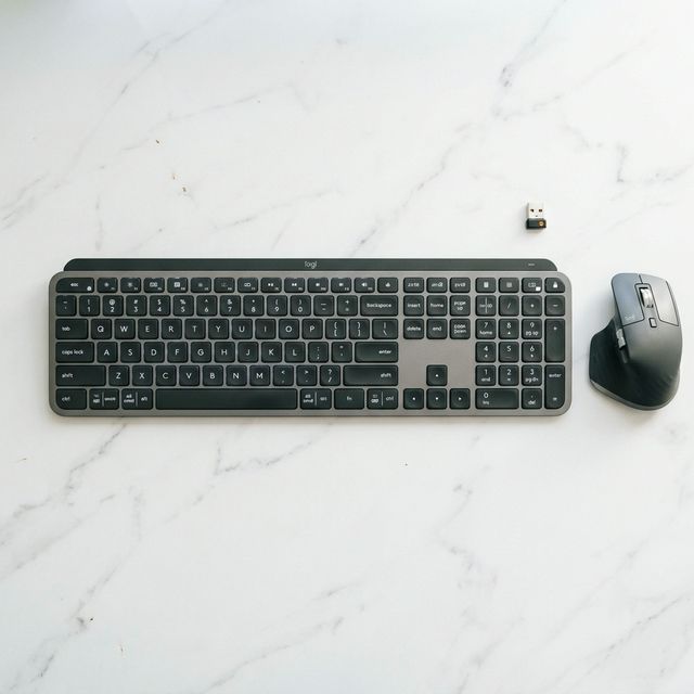 mx keys s buying guide hero 1776664973187